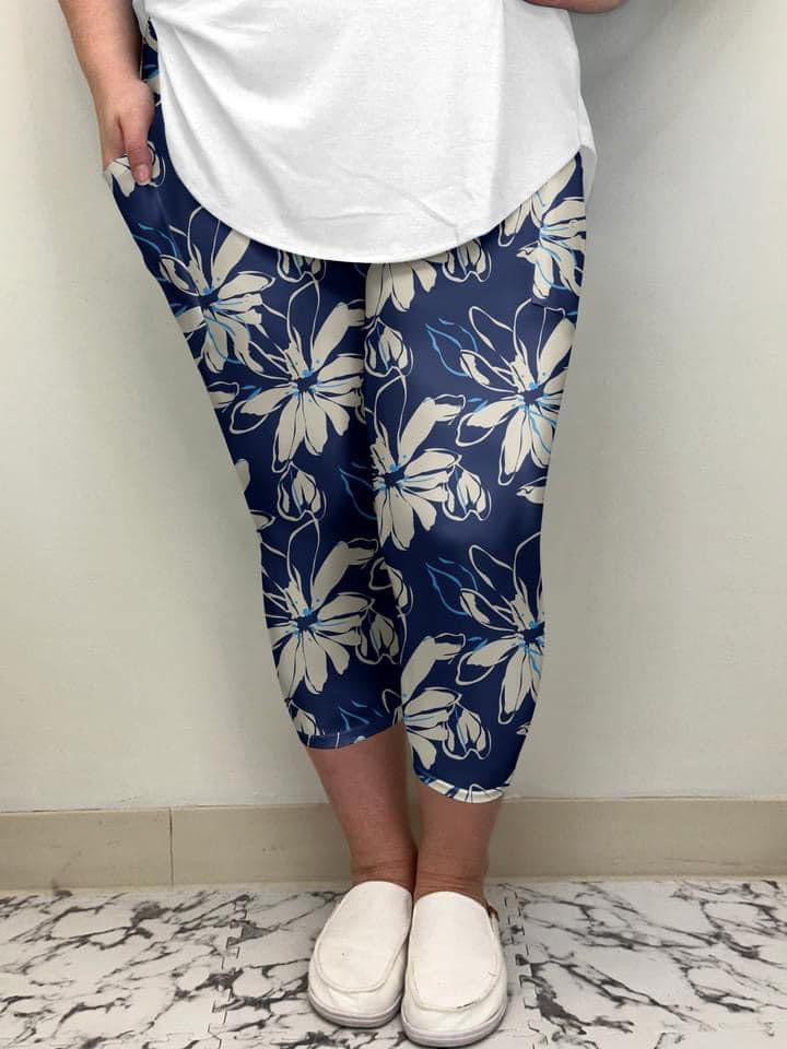 June Capri Leggings