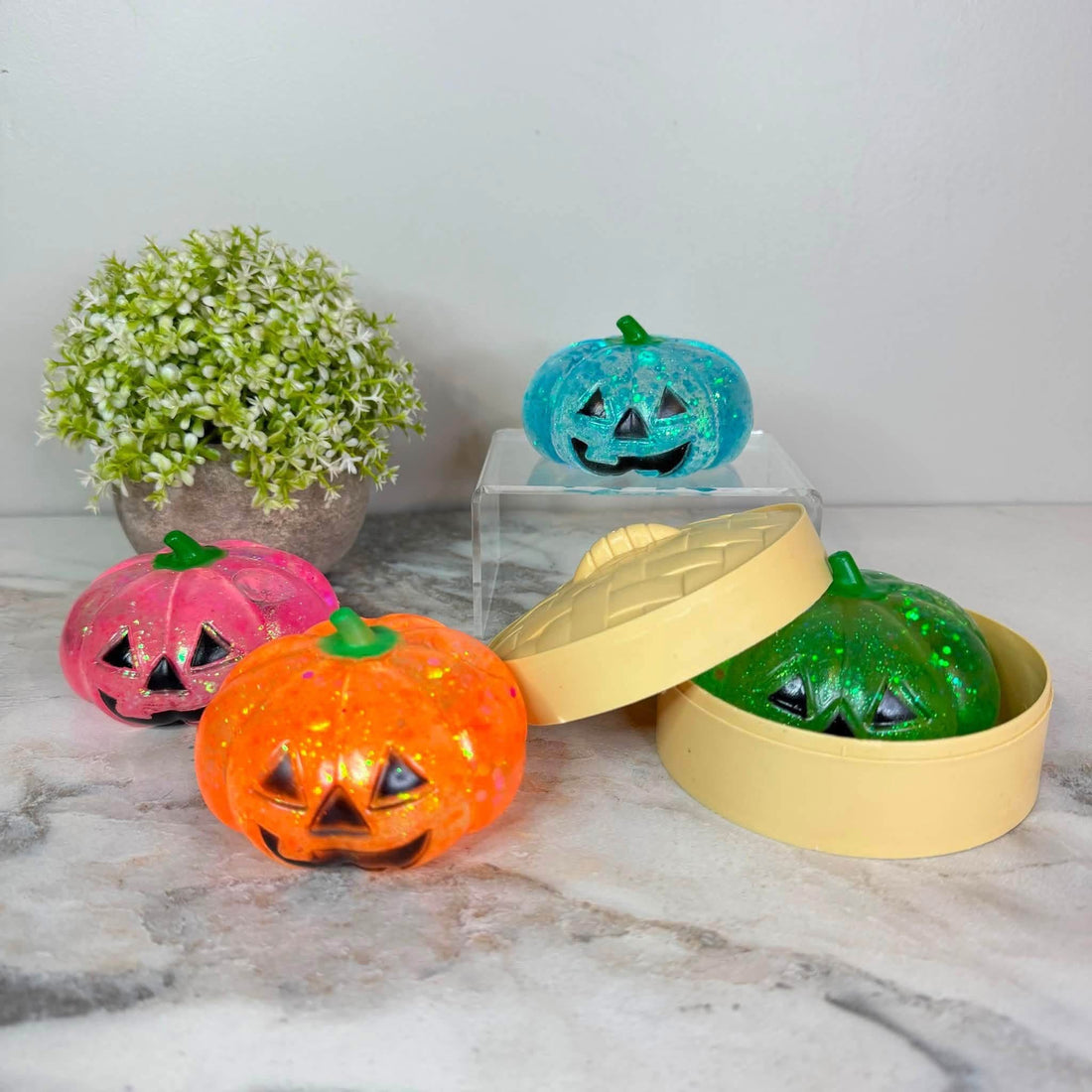 Jack-o-lantern Dumplings