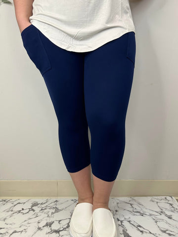TL black & navy capri leggings