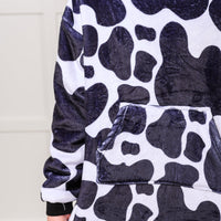 Kids Oversized Hoodie Blanket in Cow