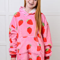 Kids Oversized Hoodie Blanket in Strawberry