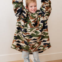 Kids Oversized Hoodie Blanket in Camo