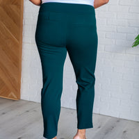 Magic Ankle Crop Skinny Pants in Hunter Green