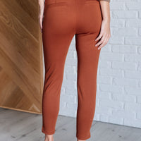 Magic Ankle Crop Skinny Pants in Rust