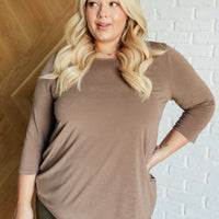 Signature Classic Round Neck Top in Mocha