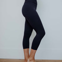 Capri Leggings (Navy)