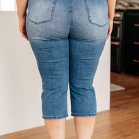 Emily High Rise Cool Denim Pull On Capri Jeans